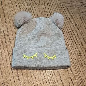 H&M eyelash pom pom beanie size 5T/7